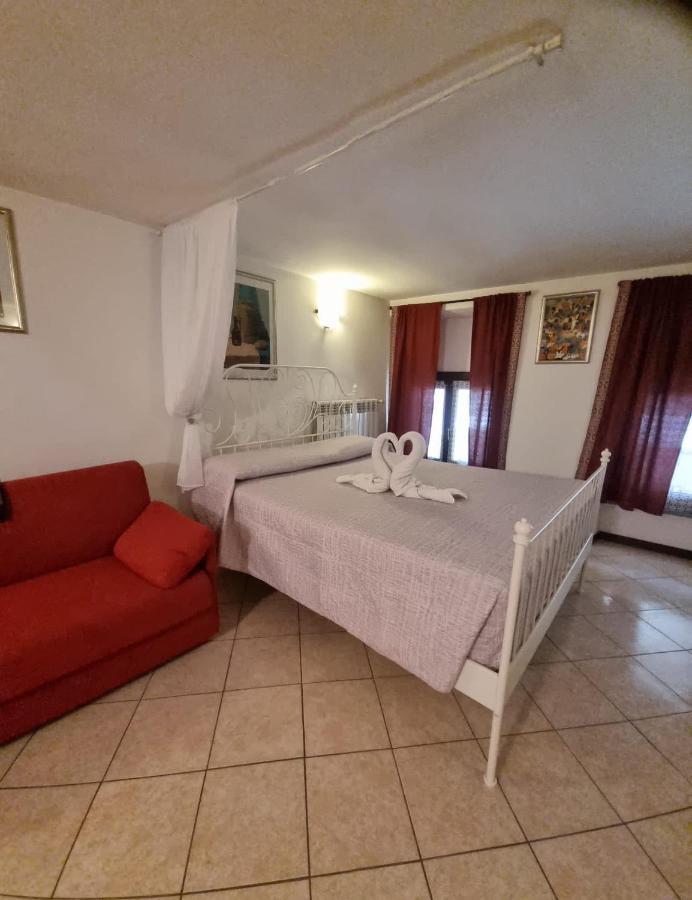Apartamento Monolocale In Via Pedonale Saint-Vincent Exterior foto