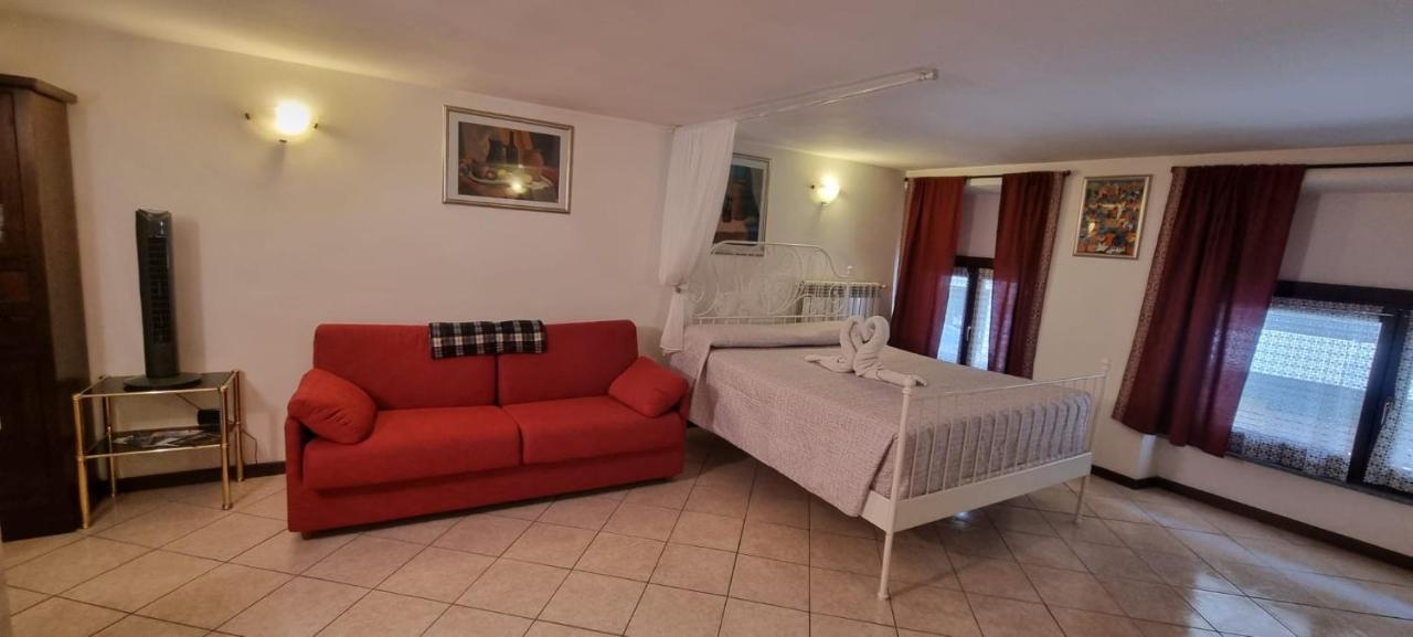 Apartamento Monolocale In Via Pedonale Saint-Vincent Exterior foto
