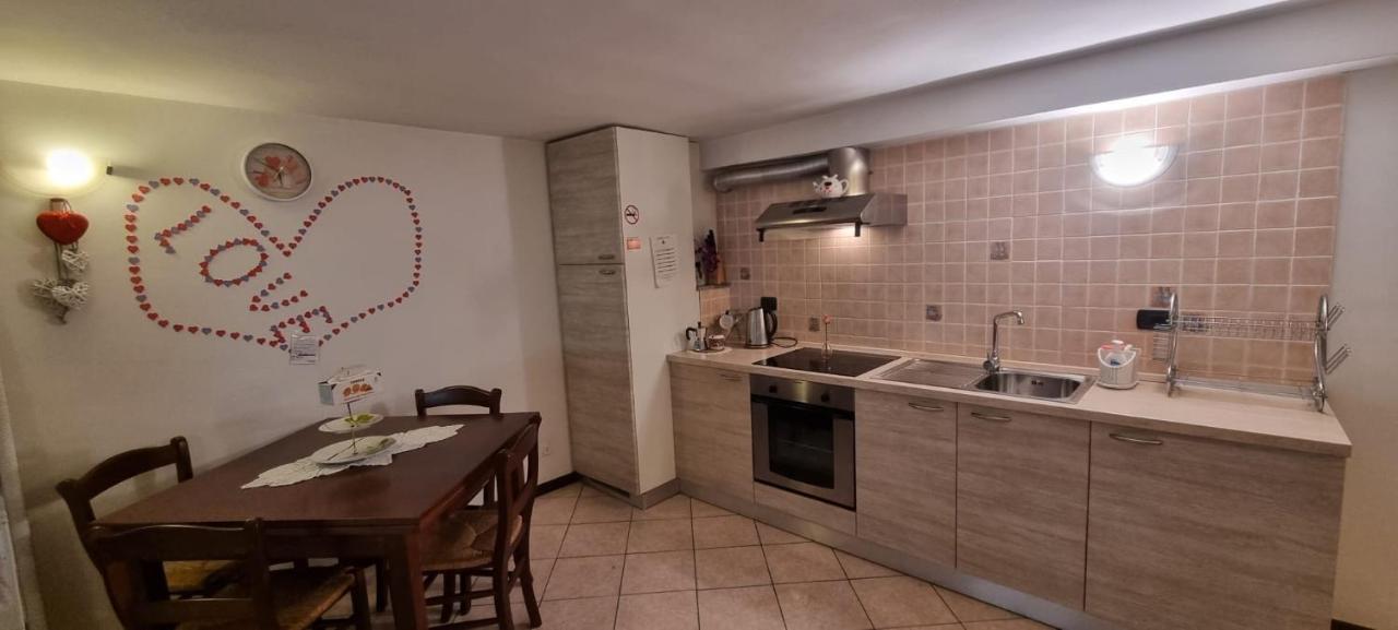 Apartamento Monolocale In Via Pedonale Saint-Vincent Exterior foto