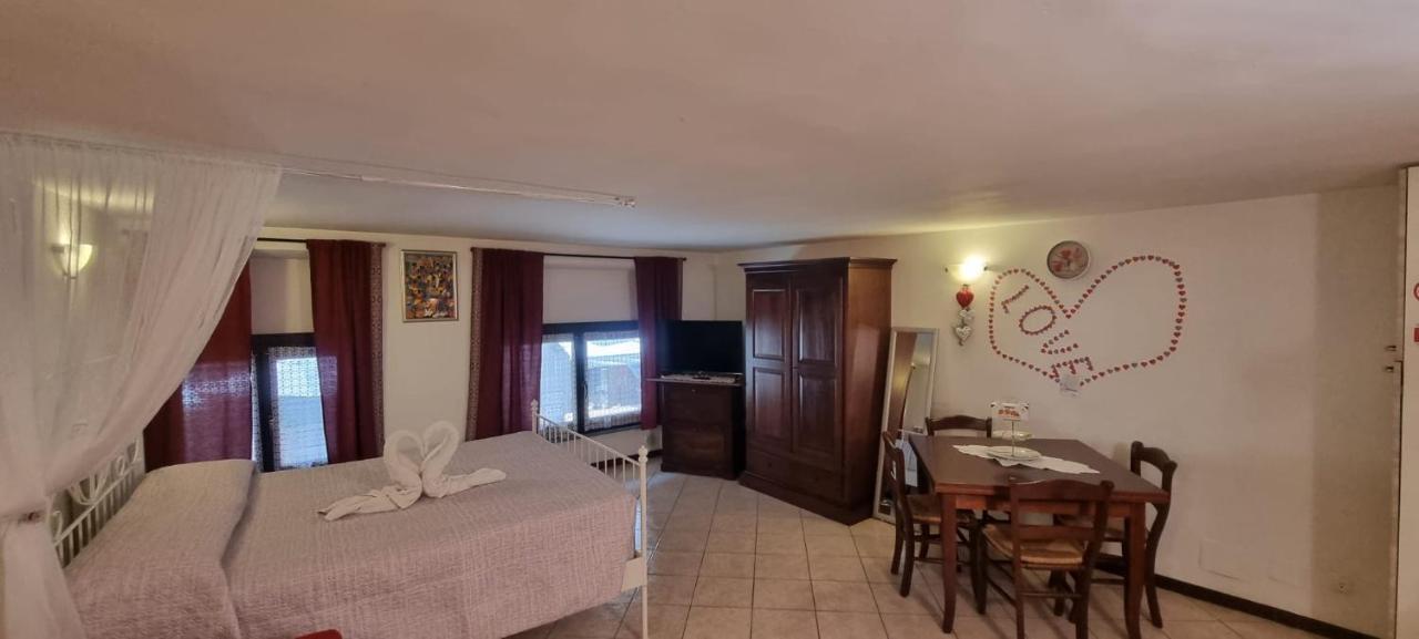 Apartamento Monolocale In Via Pedonale Saint-Vincent Exterior foto